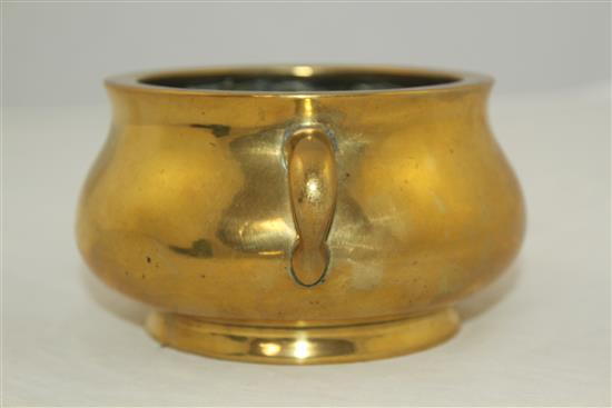 A Chinese bronze gui censer, Xuande six character mark, probably 18th / 19th century, width 15.5cm